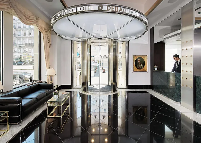 Living An Der Oper Hotel 4*