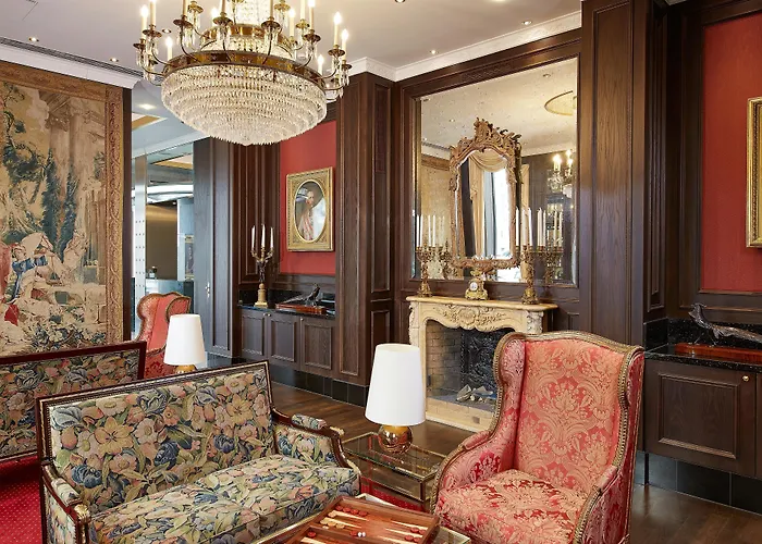 Hotel Living An Der Oper 4*