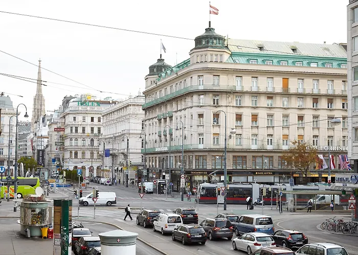 Living An Der Oper 4*